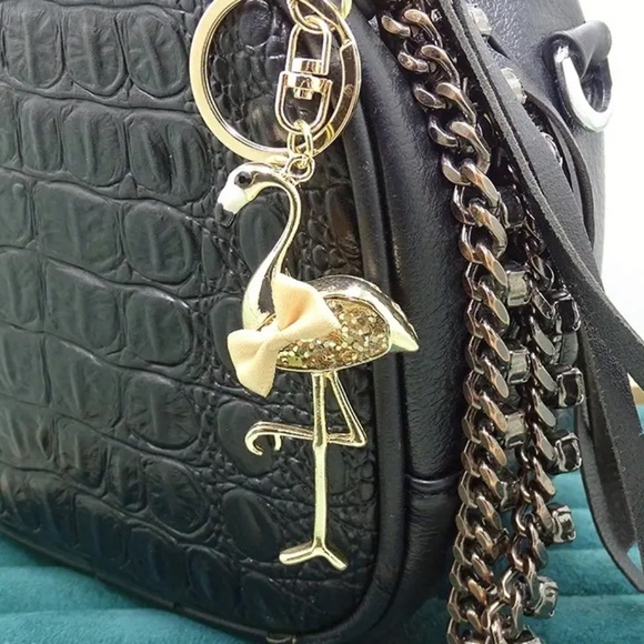 New Gold Flamingo Keychain/Charm - Picture 4 of 5